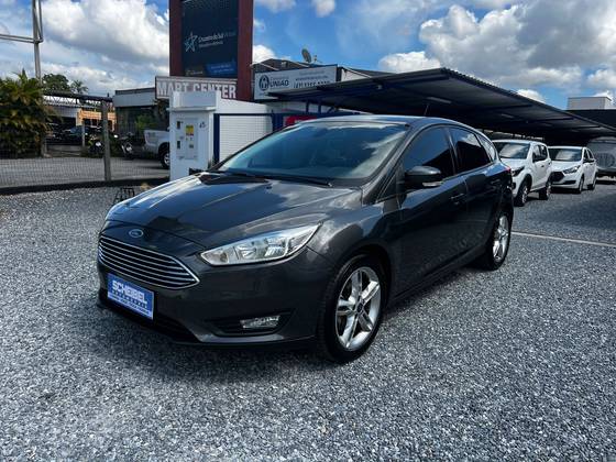 FORD FOCUS 1.6 SE PLUS 16V FLEX 4P MANUAL